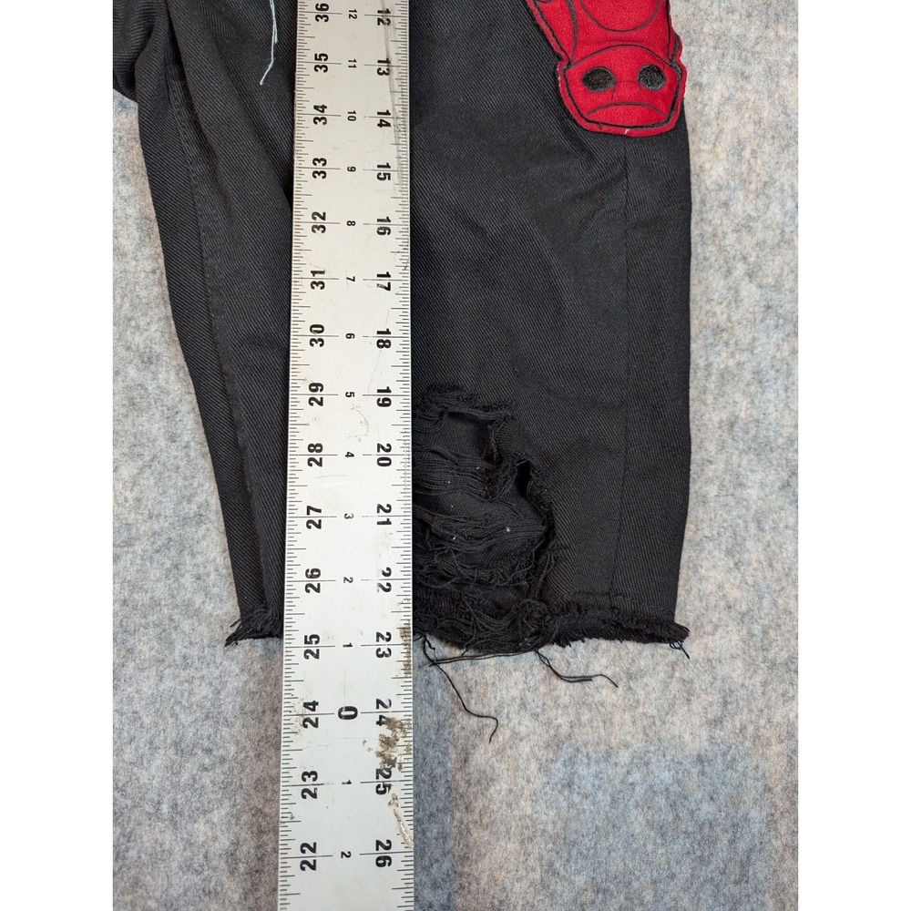 NBA UNK Mens Jeans Chicago Bulls Embroidered Y2K Shorts Black W34 Patches NWT - Picture 13 of 14